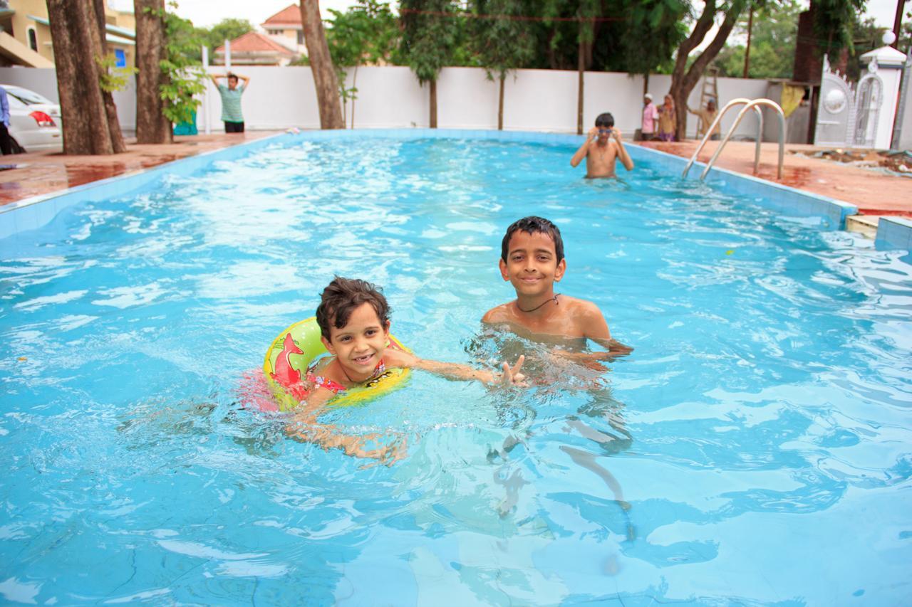 Sunshine Resort Lonavala Kültér fotó