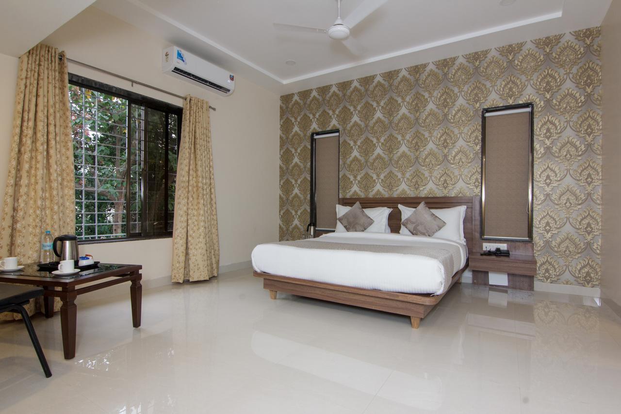 Sunshine Resort Lonavala Kültér fotó